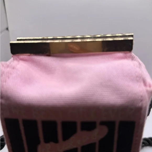 Retro 3D milk cartoon purse very unique mini bag. - Picture 4 of 7